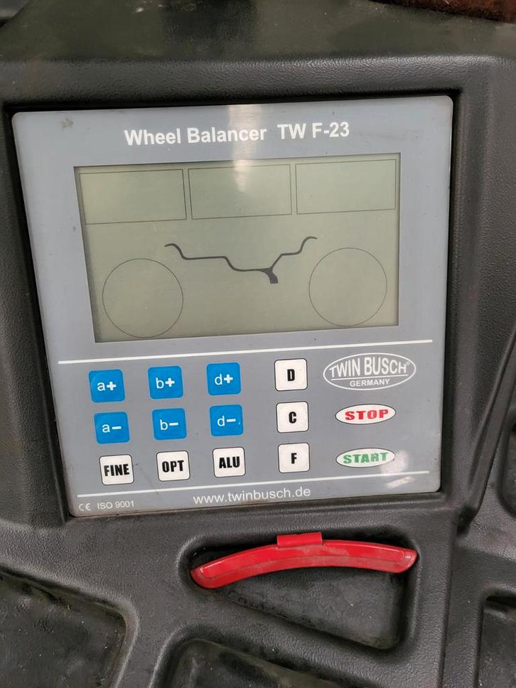 Twin Busch TW F-23 Balanceermachine, Auto diversen, Autogereedschap, Zo goed als nieuw, Ophalen