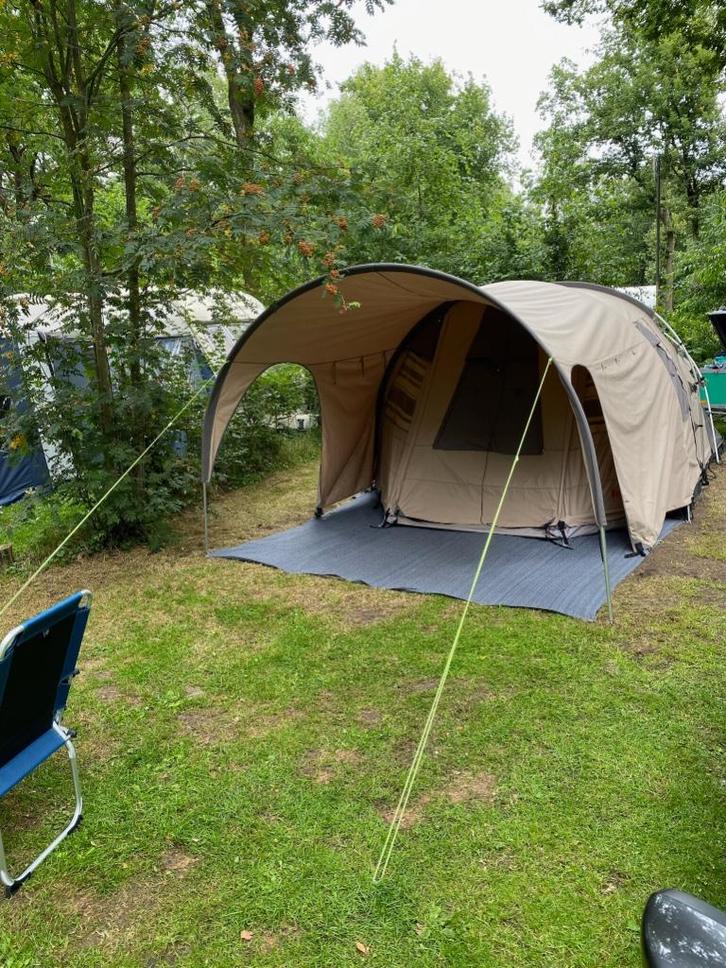 Redwood Aspen 320 familietent, Caravans en Kamperen, Tenten, tot en met 4, Gebruikt, Ophalen