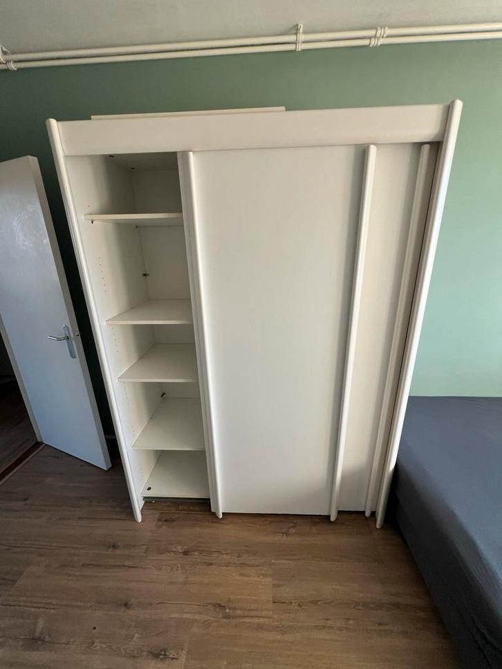 Witte Kledingkast - gratis ophalen op 16nov, Huis en Inrichting, Kasten | Kledingkasten, Gebruikt, 150 tot 200 cm, 100 tot 150 cm