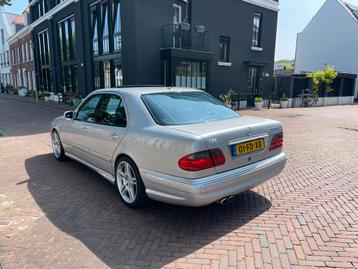 Mercedes-Benz E-Klasse 5.4 E55 AMG AUT 2000 Grijs beschikbaar voor biedingen