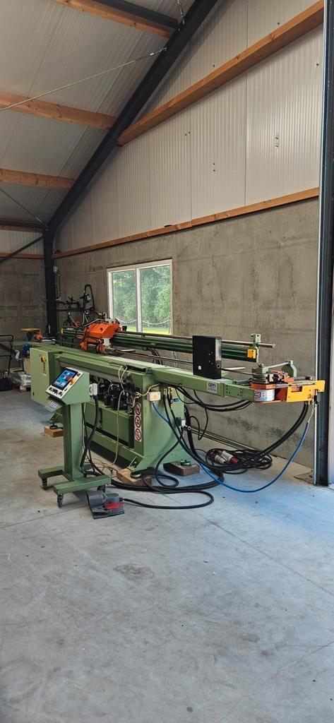 Doornbuig machine buis buigen, Zakelijke goederen, Machines en Bouw | Metaalbewerking, Ophalen of Verzenden