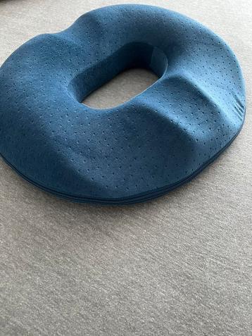 Orthopedisch donut kussen (zitring) van traagschuim NIEUW! beschikbaar voor biedingen