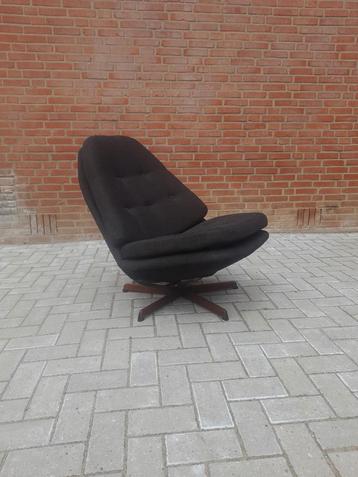 Madsen en schubell Swivel lounche chair beschikbaar voor biedingen