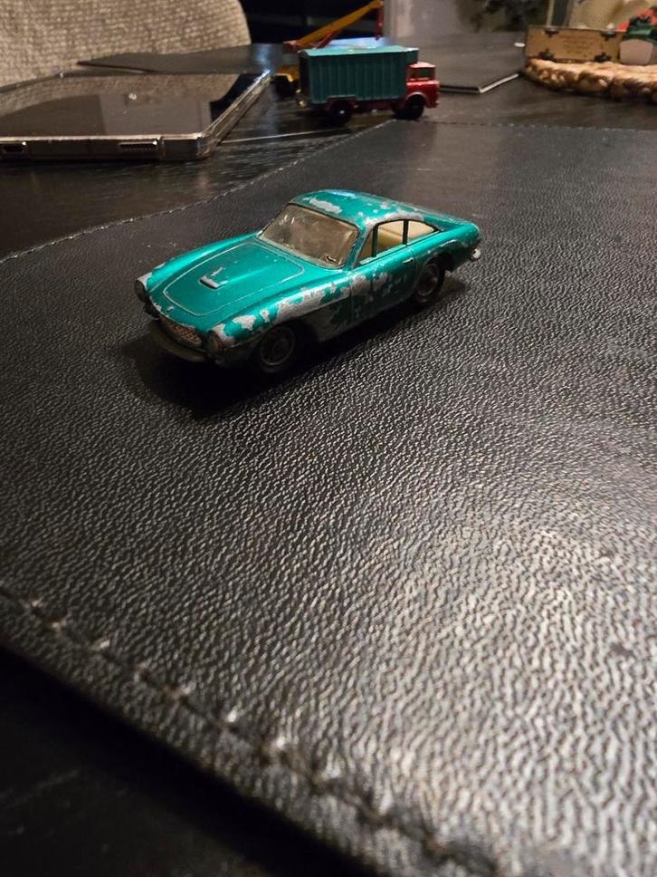 Oude Matchbox Ferrari Berlinetta, Hobby en Vrije tijd, Modelauto's | 1:18, Gebruikt, Auto, Overige merken, Ophalen of Verzenden