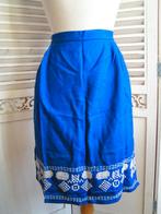 handgeborduurd schort nr QQ 1140, Verzenden, Zo goed als nieuw, Blauw, Schort