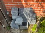 Gratis restblokken getrommeld border tuinbak, Ophalen, Beton