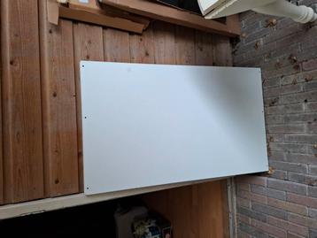 2 stuks planken beschikbaar voor biedingen