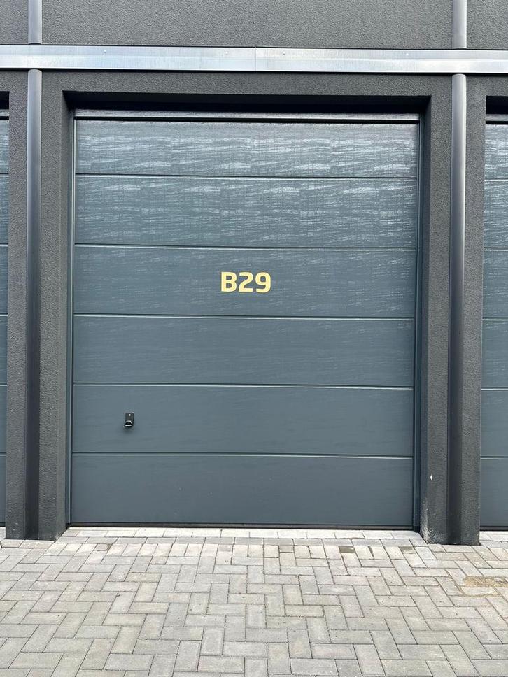 4 garageboxen te huur in Assen, Zakelijke goederen, Bedrijfs Onroerend goed, Opslag of Loods, Huur