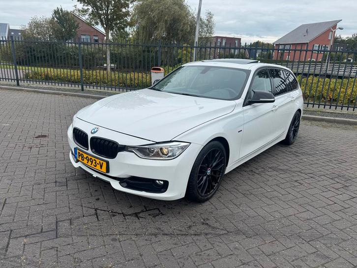 BMW 3-Serie 2.0 316D Touring 2013 Wit sportief opendak, Auto's, BMW, Bedrijf, 3-Serie, Diesel, B, Stationwagon, Handgeschakeld