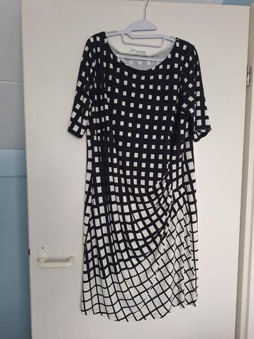 Super Mooue Nieuwe zwart witte jurk maat 46 Te Koop!