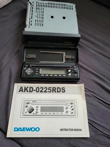 Huizen - Daewoo Autoradio / CD speler beschikbaar voor biedingen