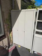 Metalen buiten opbergkast KOLBJÖRN beige, 90x161, Tuin en Terras, Bergingen en Tuinkasten, Ophalen, Gebruikt, Metaal