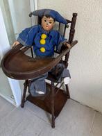 Antieke Pierrot Pop in Houten Kinderstoel - Decoratief Speel, Ophalen
