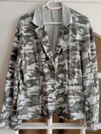 Camouflage jasje XXL tricot
Op de ellebogen zit een applicat, Kleding | Dames, Maat 42/44 (L), Nieuw, Ophalen of Verzenden, Jasje