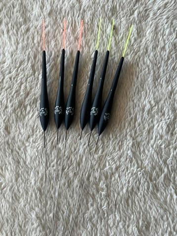 adv 52 / NIEUW set 6 dobbers VAN DEN EYNDE 0,50gr beschikbaar voor biedingen