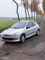 Peugeot 206 1.4 X-line 3D 2003 Grijs, Auto's, Peugeot, Voorwielaandrijving, Stof, Metallic lak, 4 cilinders
