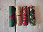 Vier mooie rolletjes kerststof/quiltstof, rood/groen/ecru, Nieuw, Ophalen of Verzenden, 30 tot 120 cm, Katoen