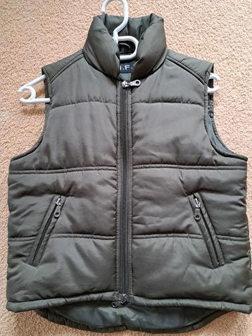 Mooie bodywarmer van J.F.G. in army green 140