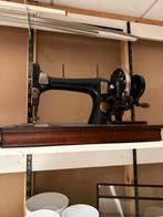 Ouderwetse naaimachine, Antiek en Kunst, Antiek | Naaimachines, Ophalen