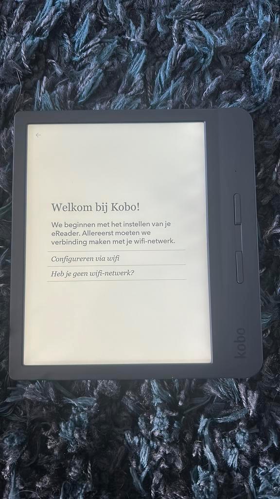 Kobo Libra h2o (zo goed als nieuw), Computers en Software, E-readers, Zo goed als nieuw, 7 inch, 8 GB, Touchscreen, Waterbestendig
