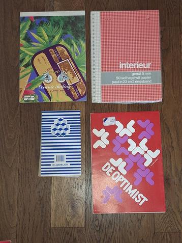 Papier ruitjes en lijntjes + kladblok beschikbaar voor biedingen