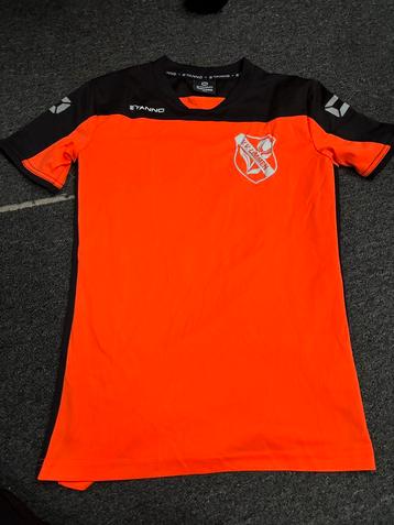 Voetbalshirt Maat 152 - V.V. Limmen beschikbaar voor biedingen