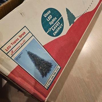 Kerstboom beschikbaar voor biedingen