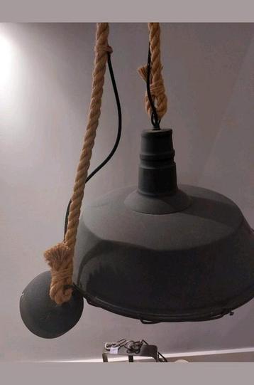 Te koop hanglamp industriëel beschikbaar voor biedingen