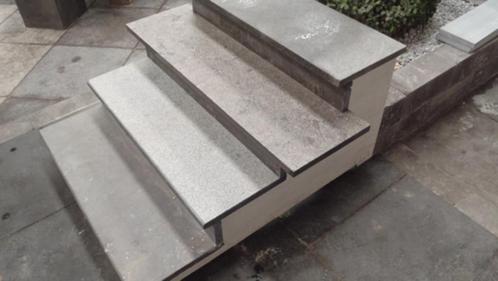 Xiam bleu trap opstapplaat gezoet ronde neus, Tuin en Terras, Tegels en Klinkers, Nieuw, Overige typen, Natuursteen, Ophalen
