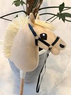 Schattig hobbyhorse veulen fjord. Halster, touw,sieraad,stok, Ophalen of Verzenden, Nieuw, Paard