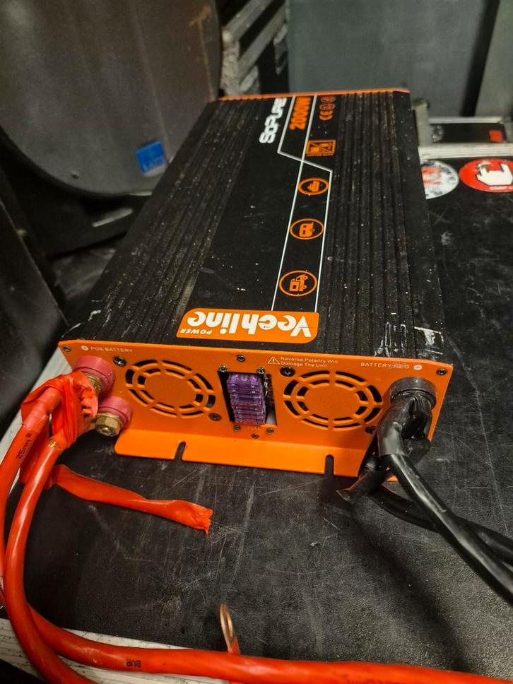 Vechline Sopure 230V 2000W Omvormer, Caravans en Kamperen, Camper-accessoires, Gebruikt, Ophalen of Verzenden