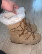 MOON Boots - Maat 38 - Zo goed als nieuw!, Kleding | Dames, Schoenen, Ophalen of Verzenden, Zo goed als nieuw, Snowboots