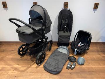 Joolz Day+ Awesome Anthracite 3in1 Complete Kinderwagen beschikbaar voor biedingen