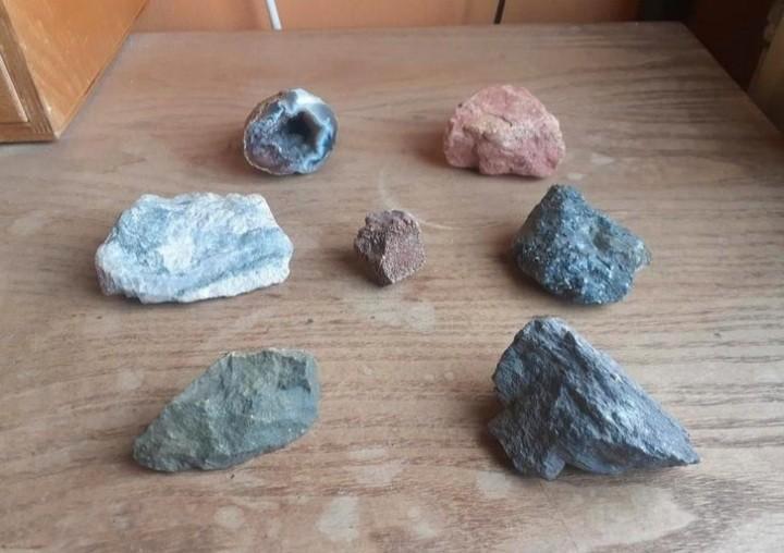 Partij mineralen, Verzamelen, Mineralen en Fossielen, Mineraal, Ophalen of Verzenden