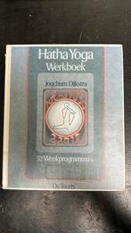 J. Dijkstra - Hatha Yoga werkboek A2, Boeken, Meditatie of Yoga, Verzenden, Zo goed als nieuw, Instructieboek