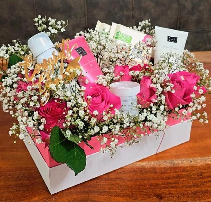 Chocolade Boxen/ Taarten, Hobby en Vrije tijd, Taarten en Cupcakes maken, Nieuw, Ophalen of Verzenden