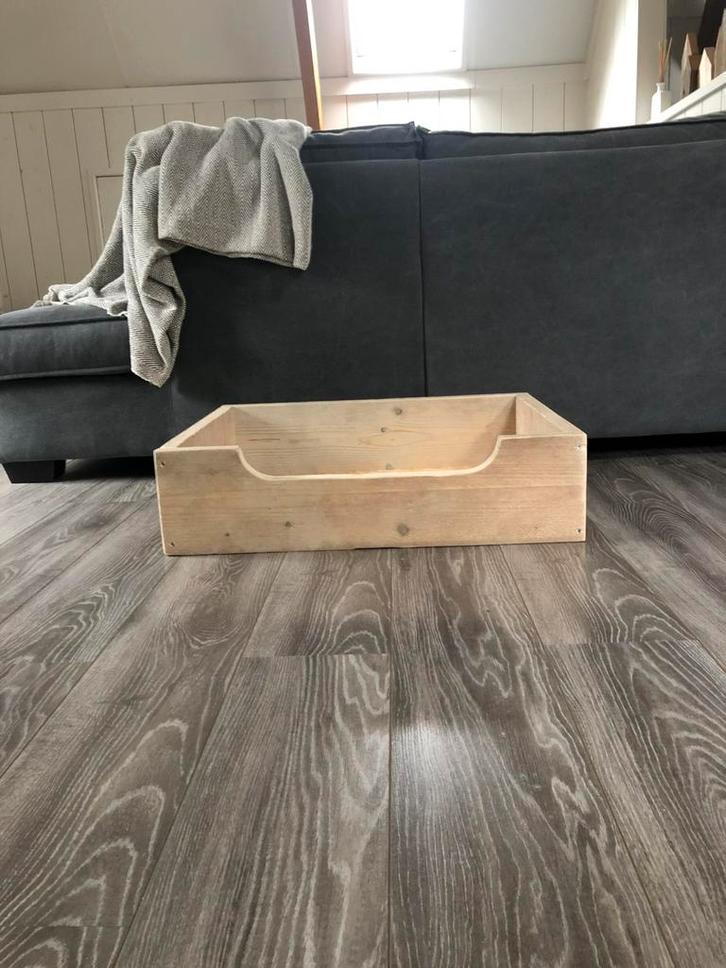 Hondemand van steigerhout 55x45 cm OP MAAT GEMAAKT, Dieren en Toebehoren, Hondenmanden, Zo goed als nieuw, Overige, Ophalen of Verzenden