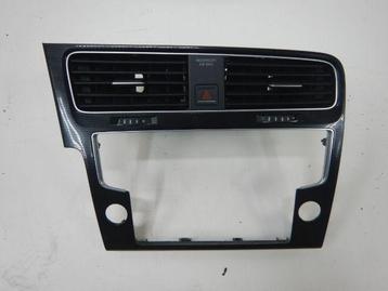 VW Golf 7 Inleg Groot Navi Carbon 5G1819743E beschikbaar voor biedingen