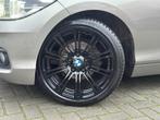 BMW 1-serie 116i Sport|18 inch|Navigatie|Cruise control|Clim, Auto's, BMW, 1-Serie, 3 cilinders, 1499 cc, 20 km/l