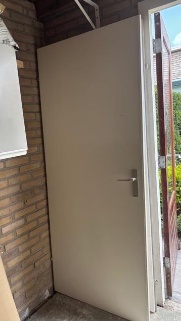Binnendeuren beschikbaar voor biedingen