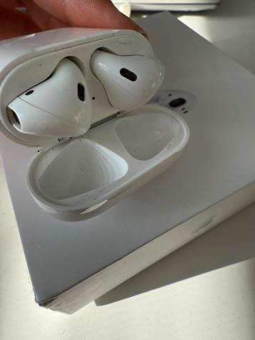 Apple airpods 2 de generatie beschikbaar voor biedingen