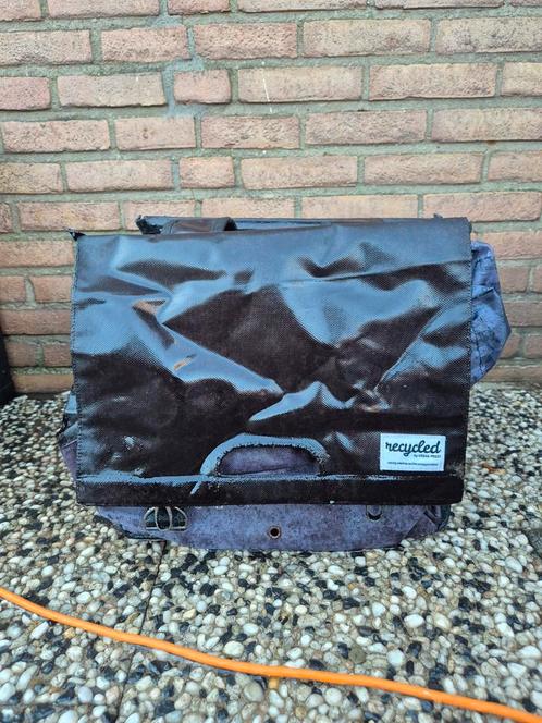 Urban Proof recycled dubbele fietstassen nieuwstaat, Fietsen en Brommers, Fietsaccessoires | Fietstassen, Zo goed als nieuw, Ophalen of Verzenden
