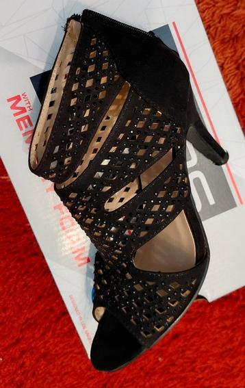 Style shoes maat 37 beschikbaar voor biedingen