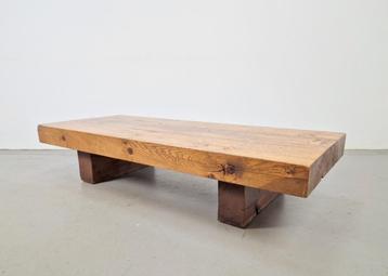 Brutalistische rechthoekige eiken salontafel Frankrijk 1960 beschikbaar voor biedingen