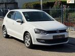Volkswagen POLO 1.4-16V Highline , Stoelverwarming / cruise, Voorwielaandrijving, Gebruikt, Zwart, 4 cilinders