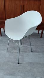 6 witte Toou stoelen model TA, Ophalen, Zo goed als nieuw, Wit