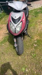 Cross scooter loopt 65 ruilen mogelijk, Fietsen en Brommers, Ophalen of Verzenden, Zo goed als nieuw, Overige modellen