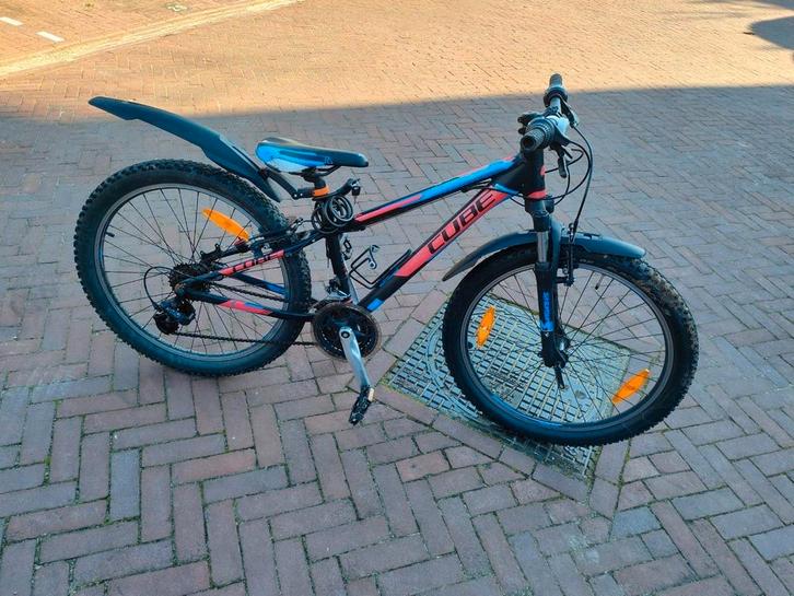 Cube mountainbike 24 inch met 21 speed en ATB, Fietsen en Brommers, Fietsen | Mountainbikes en ATB, Zo goed als nieuw, Heren, Overige merken