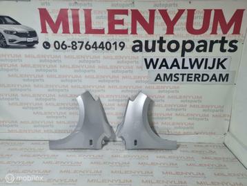 SEAT MII LINKER / RECHTER SCHERM NIEUW (2011-2020) LA7W beschikbaar voor biedingen