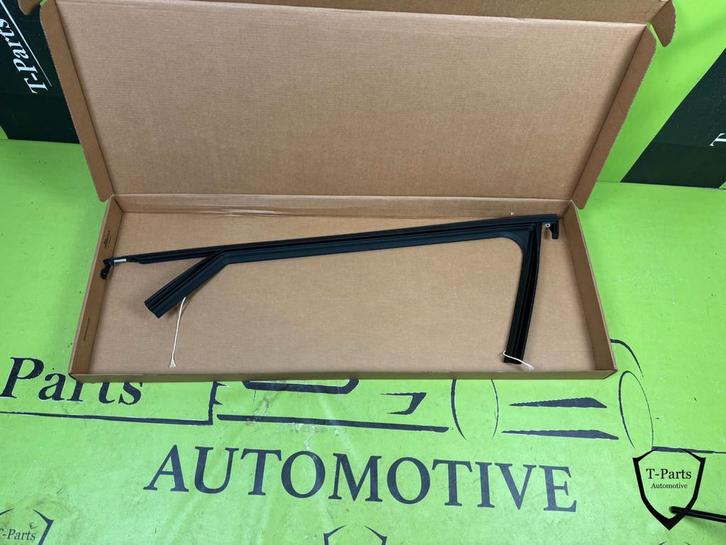 opel peugeot links duer lijst rubber 9835342780, Auto-onderdelen, Overige Auto-onderdelen, Opel, Nieuw, Ophalen of Verzenden